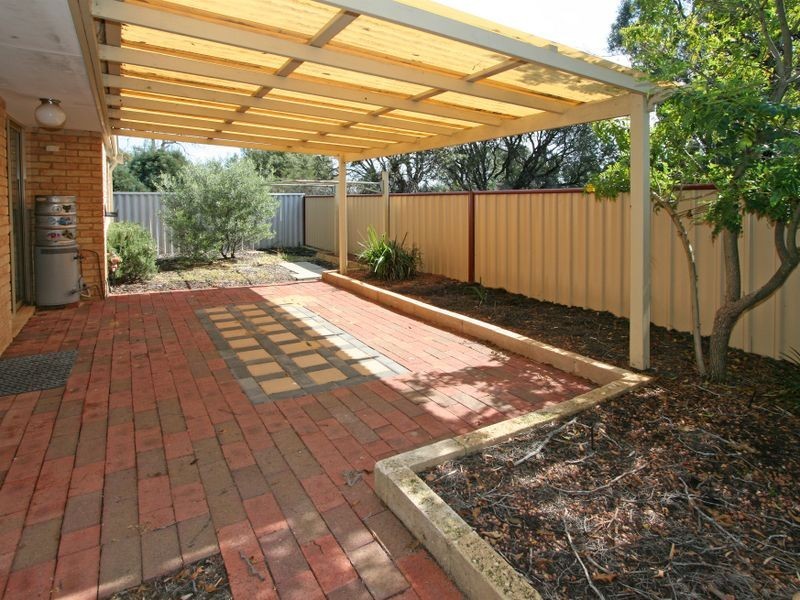 4/15 Nerrena Court, Greenfields WA 6210