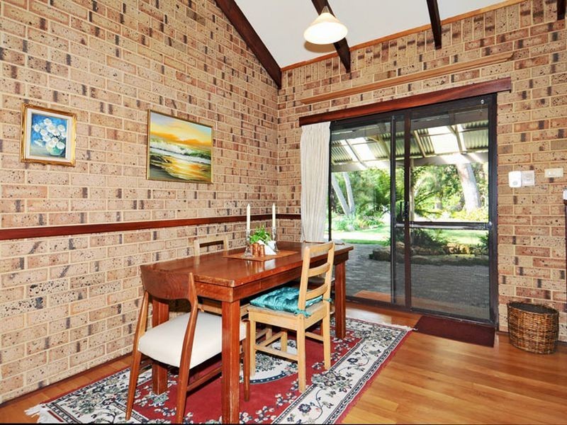 15 Nutbush Avenue, Falcon WA 6210