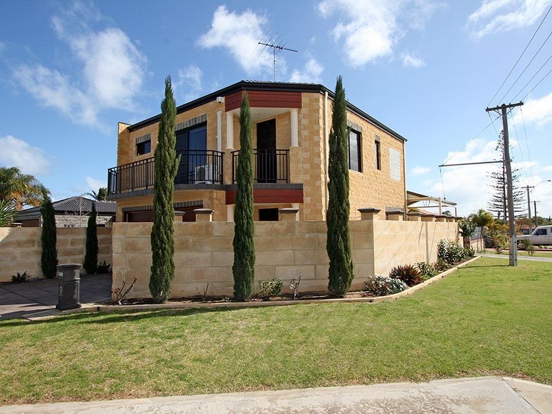 54A Hackett Street, Mandurah WA 6210