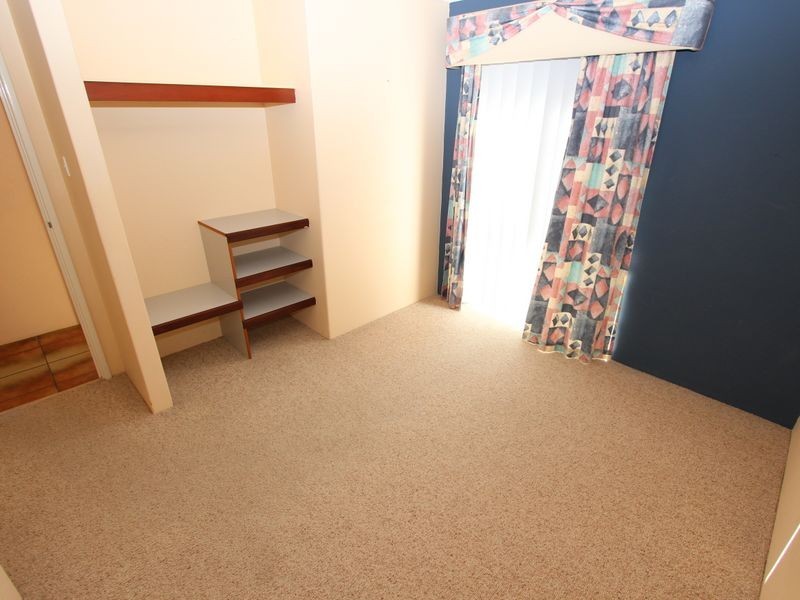 1 Seaton Close, Halls Head WA 6210