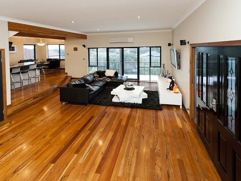 11 Charlotte Court, Madora Bay WA 6210