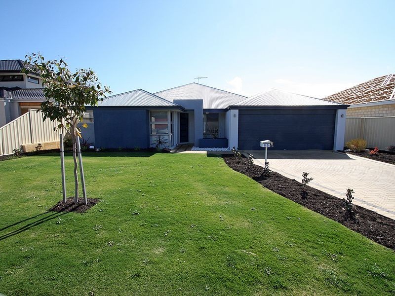 85 Cawana Parkway, Lakelands WA 6180