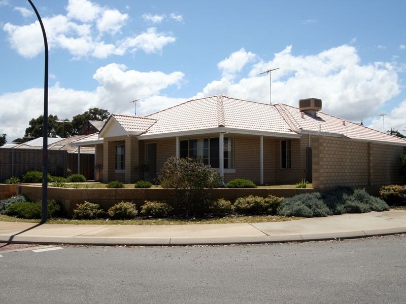 47 Carissa Turn, Halls Head WA 6210