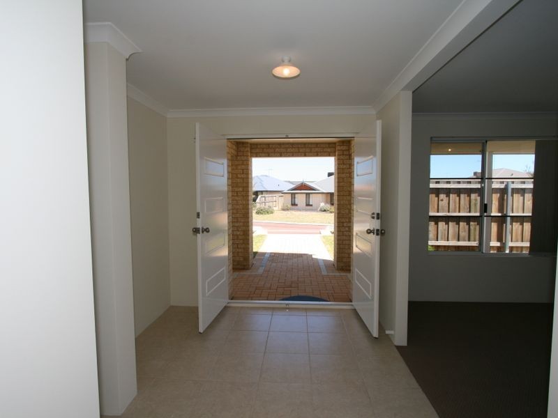 47 Carissa Turn, Halls Head WA 6210