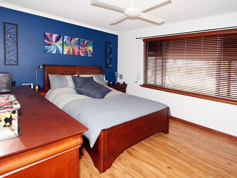 40 Loxton Street, Dudley Park WA 6210