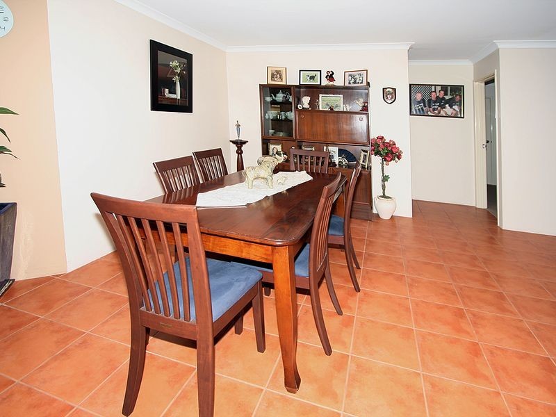 16 Glenelg Way, Meadow Springs WA 6210
