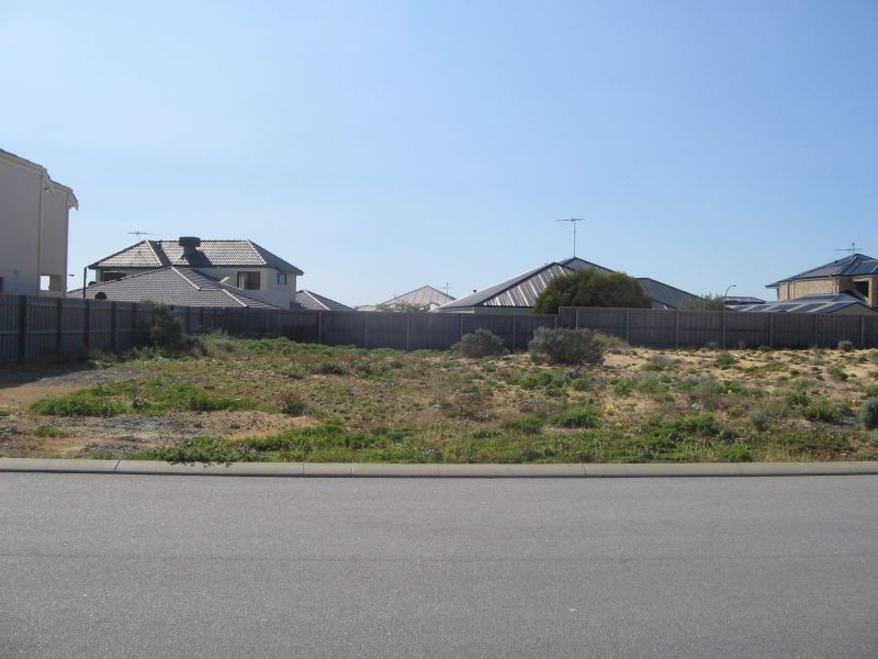 58 Boardwalk Boulevard, Halls Head WA 6210