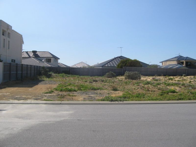 58 Boardwalk Boulevard, Halls Head WA 6210
