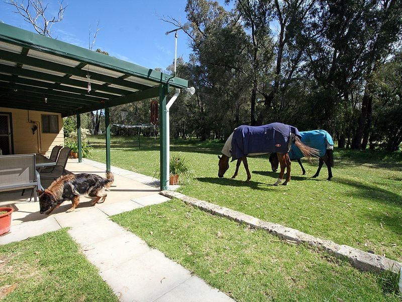 44 Peppermint Drive, Lake Clifton WA 6215