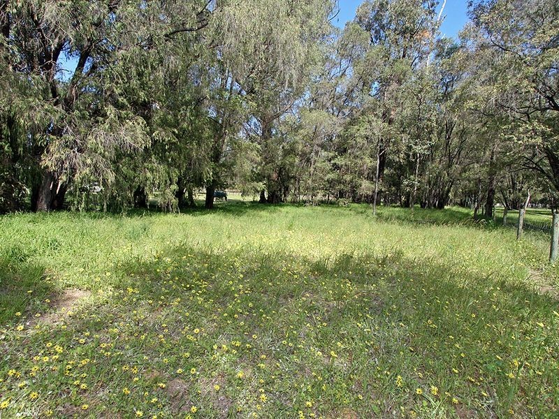 44 Peppermint Drive, Lake Clifton WA 6215