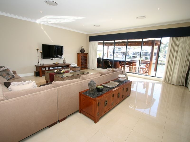 12 Ragamuffin Point, Halls Head WA 6210