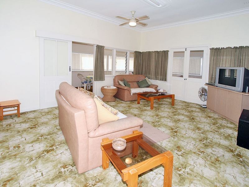 21 Janis Street, Halls Head WA 6210