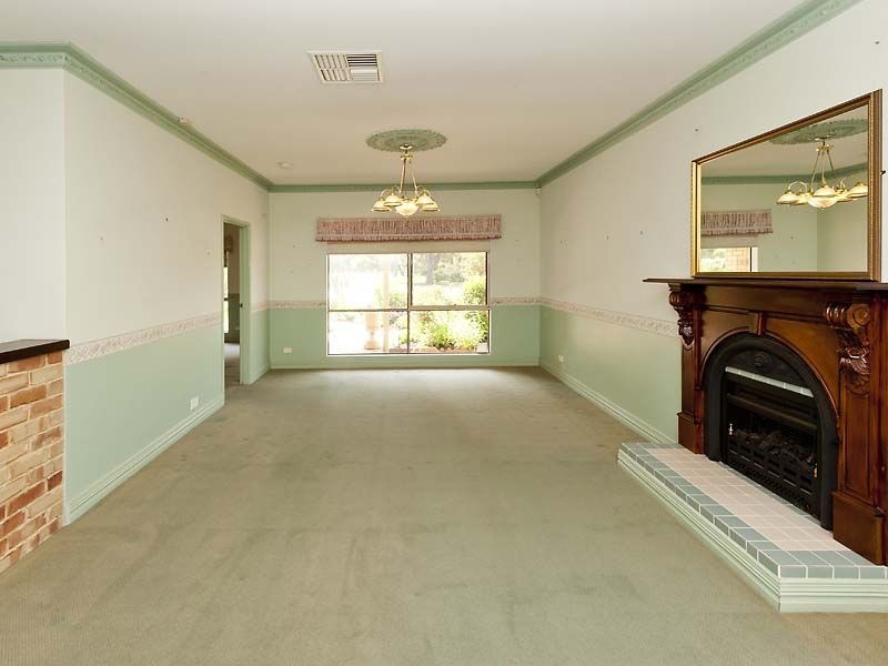 14 Glencoe Parade, Halls Head WA 6210