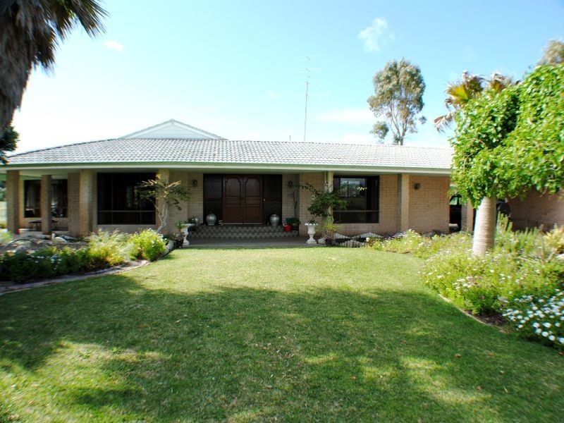 338 Newnham Road, Lake Clifton WA 6215