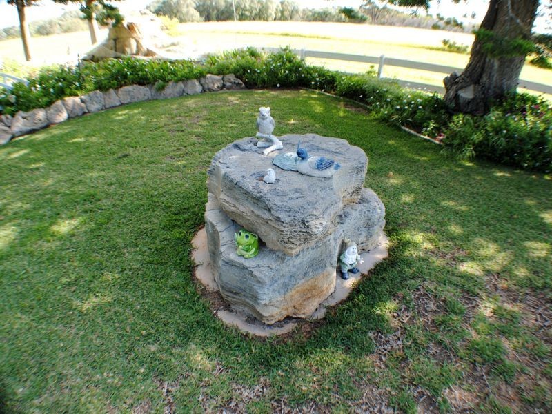 338 Newnham Road, Lake Clifton WA 6215