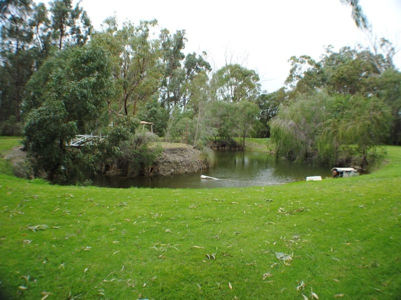338 Newnham Road, Lake Clifton WA 6215
