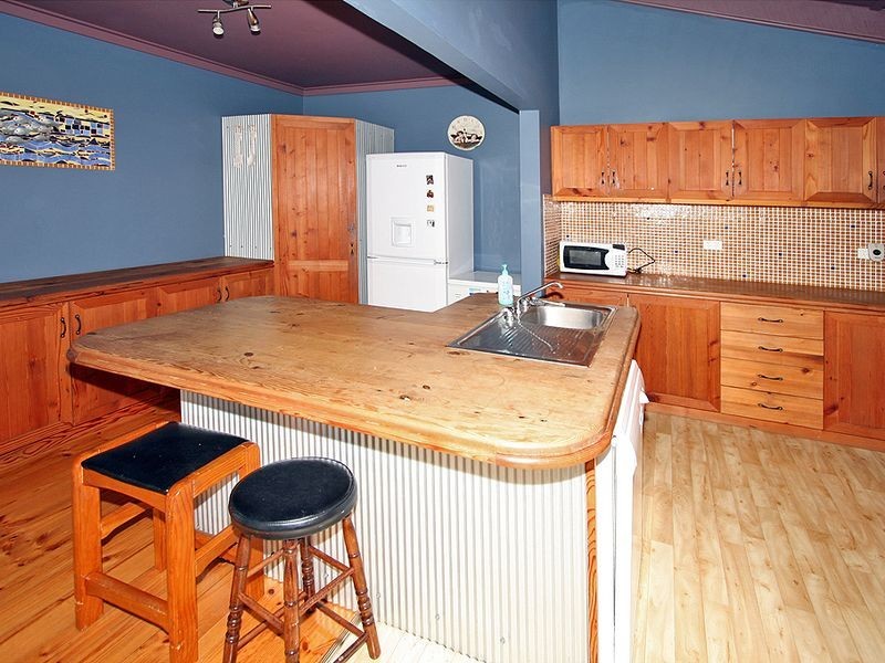 35 Hill Street, Halls Head WA 6210