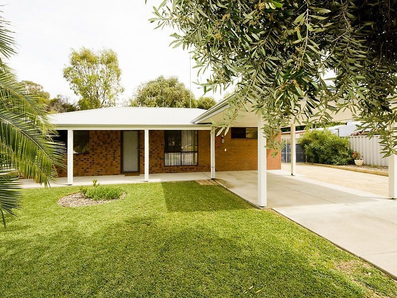 16 Ivanhoe Crescent, Falcon WA 6210