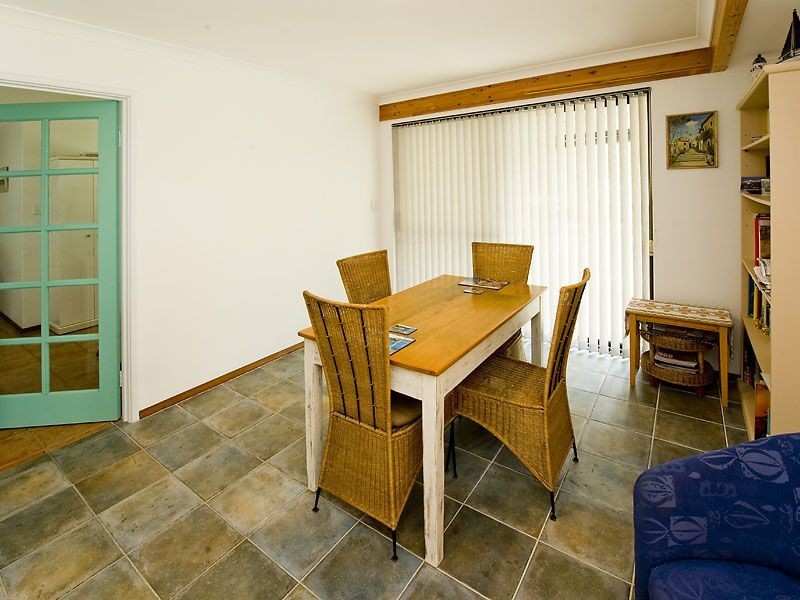 16 Ivanhoe Crescent, Falcon WA 6210