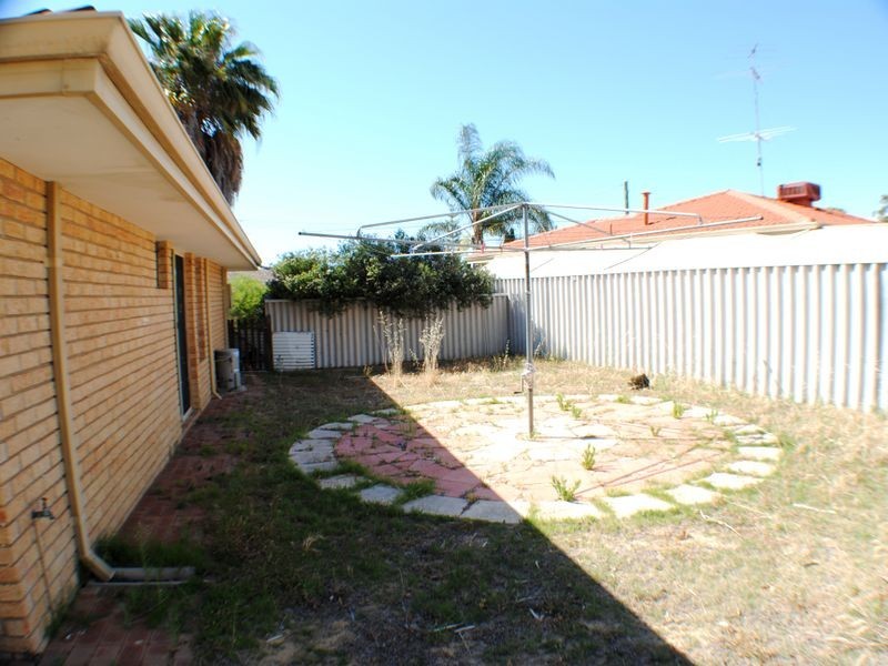 27 Windermere Way, Greenfields WA 6210