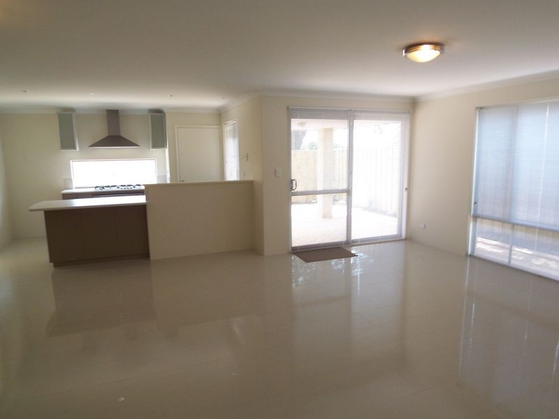 1 Lily Court, Dawesville WA 6211