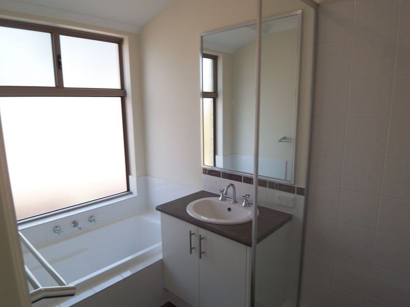 1 Lily Court, Dawesville WA 6211