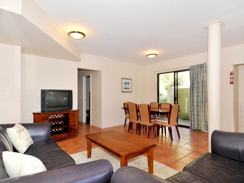 43/124-130 Mandurah Terrace, Mandurah WA 6210