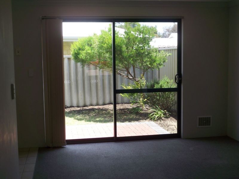 18/70 Waldron Boulevard, Greenfields WA 6210