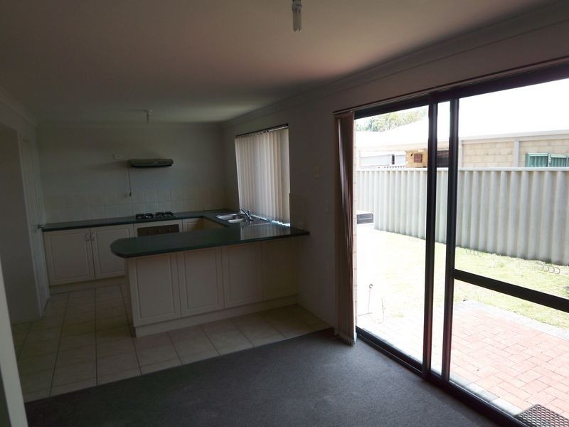 18/70 Waldron Boulevard, Greenfields WA 6210