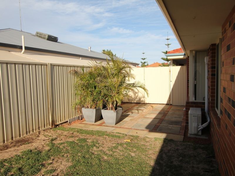10 Beagle Court, Falcon WA 6210