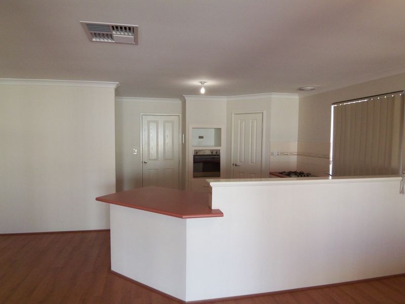 98 Meadow Springs Drive, Meadow Springs WA 6210