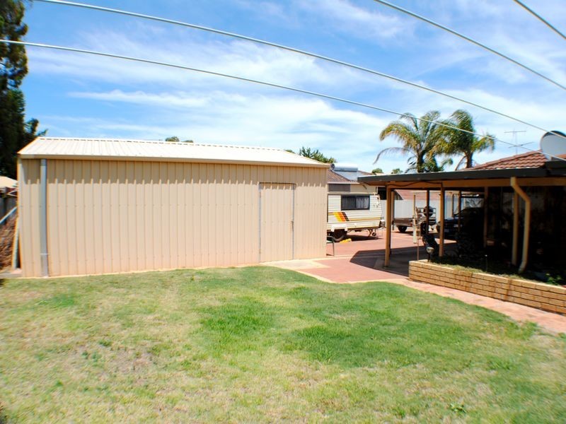 34 Elmore Way, Dudley Park WA 6210