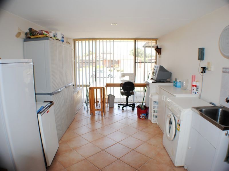 34 Elmore Way, Dudley Park WA 6210