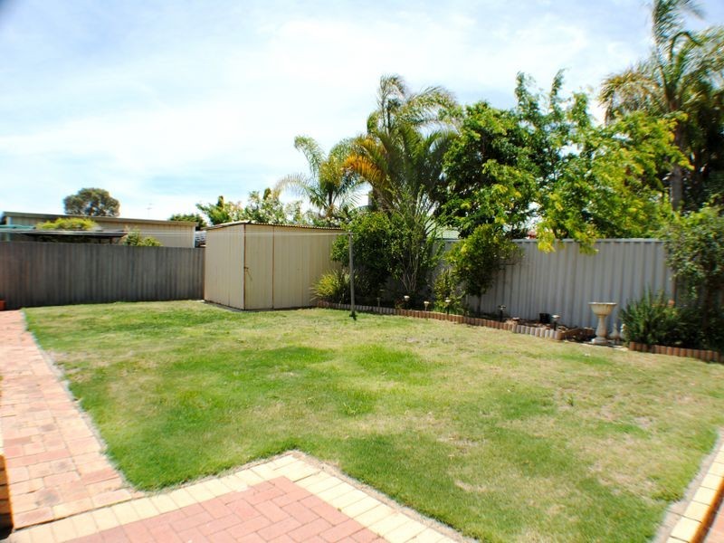 34 Elmore Way, Dudley Park WA 6210