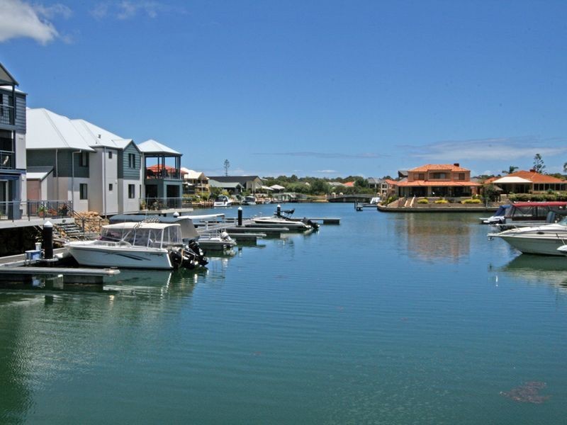 21/206 Mary Street, Halls Head WA 6210