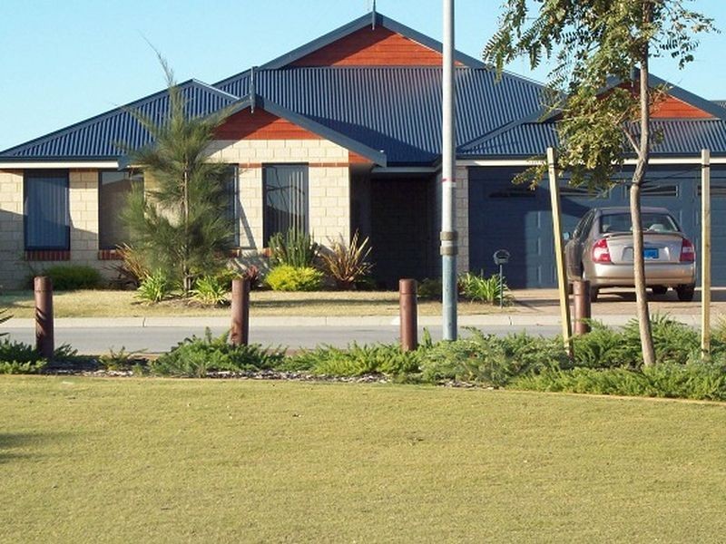 21 Buttercup Parkway, Halls Head WA 6210