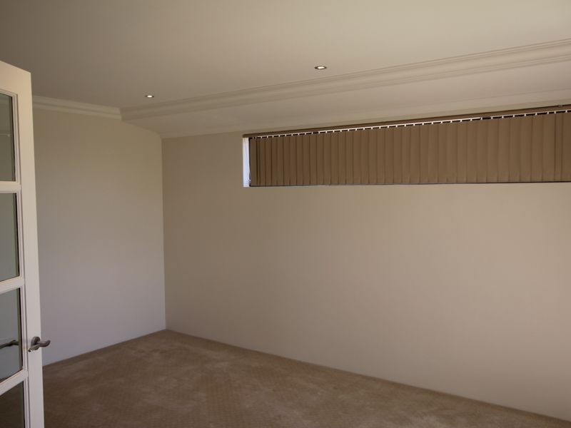 21 Buttercup Parkway, Halls Head WA 6210