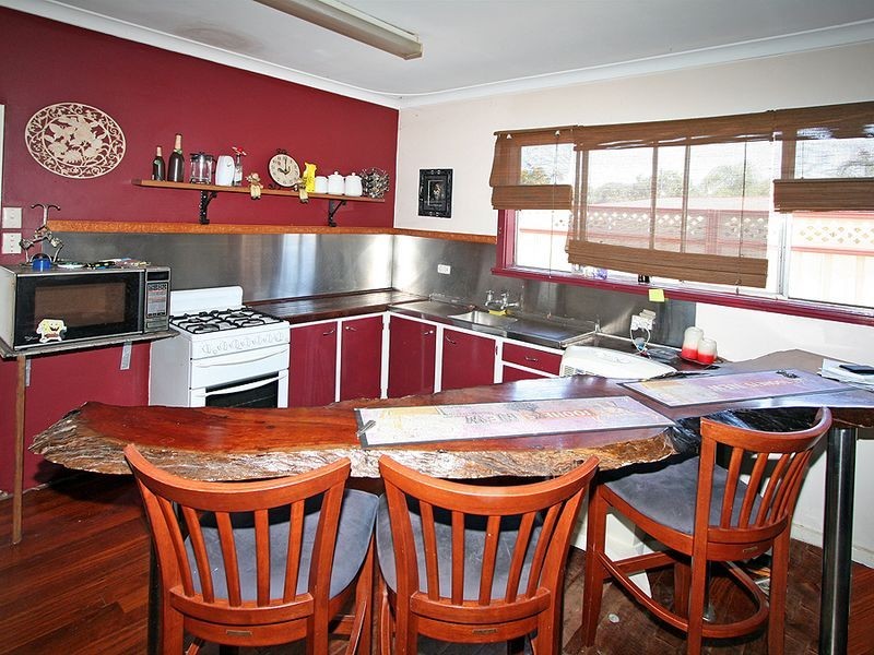 1 Jarrah Street, Coodanup WA 6210