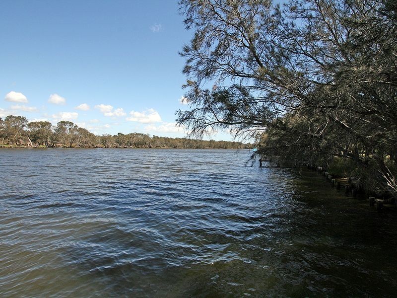 1 Jarrah Street, Coodanup WA 6210