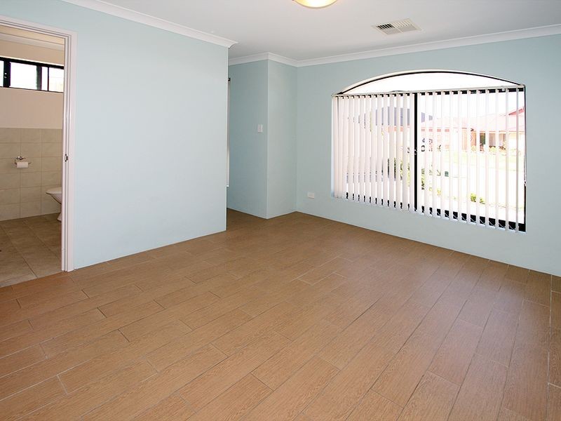 3 Petit Loop, Dudley Park WA 6210