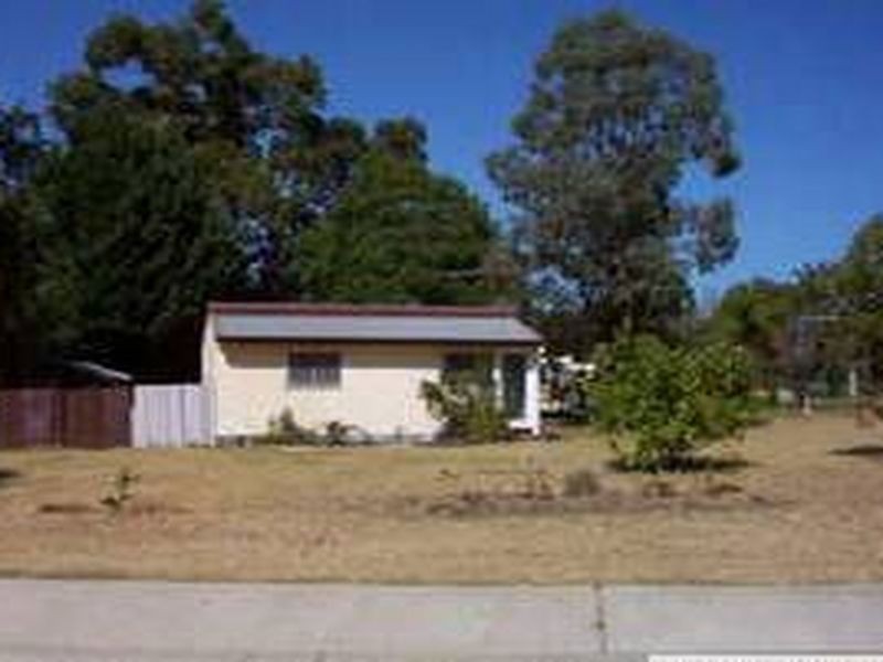 17 Beacham Street, Coodanup WA 6210