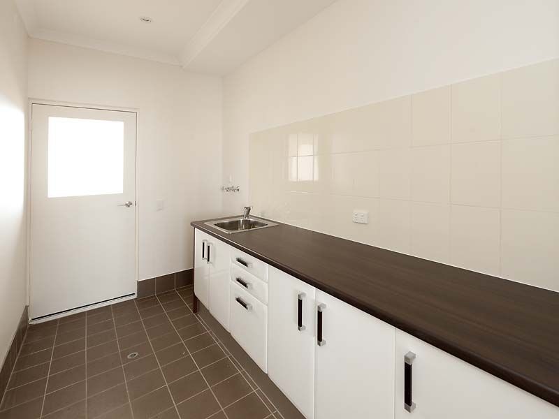 8/15 Davey Street, Mandurah WA 6210