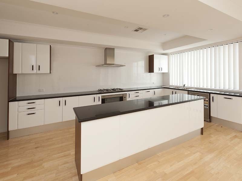 8/15 Davey Street, Mandurah WA 6210