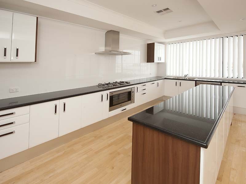 8/15 Davey Street, Mandurah WA 6210