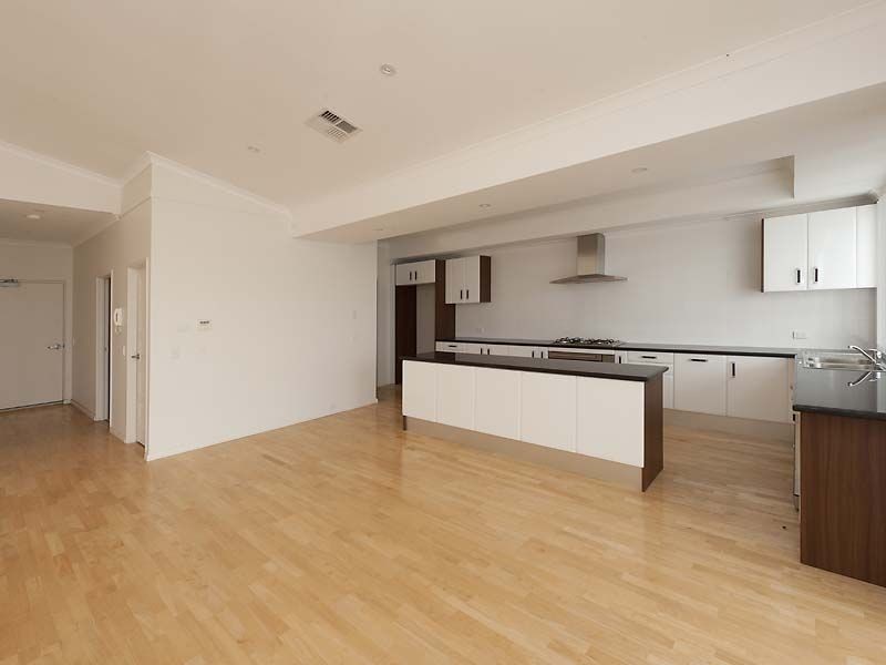 8/15 Davey Street, Mandurah WA 6210