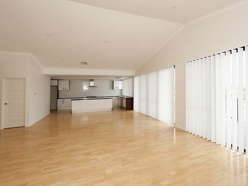 8/15 Davey Street, Mandurah WA 6210