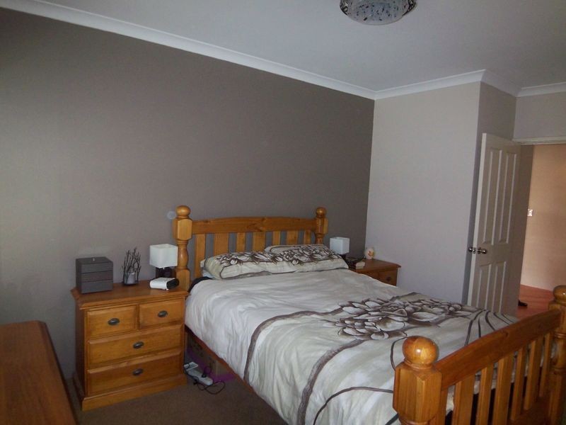 19 Teague Way, Lakelands WA 6180