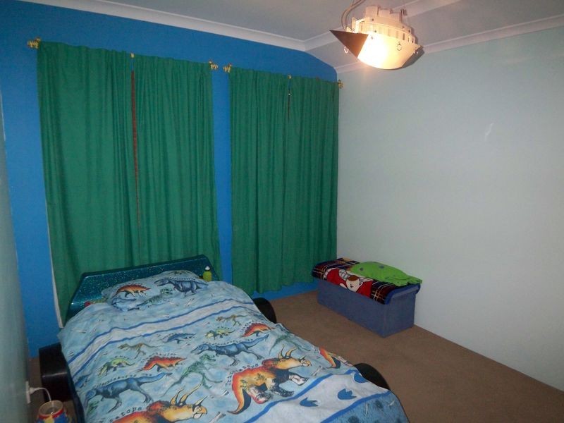 19 Teague Way, Lakelands WA 6180