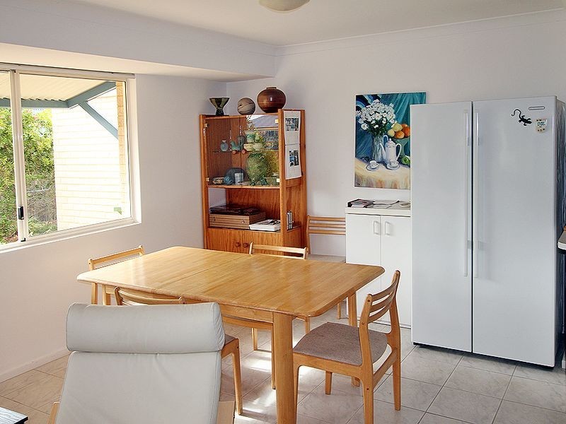 62 Casuarina Drive, Halls Head WA 6210