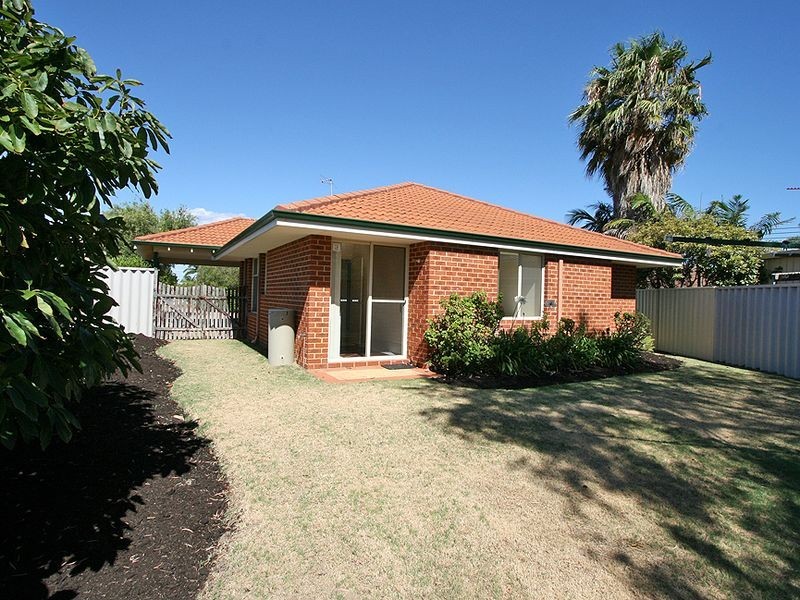 A/6 Seaton Close, Halls Head WA 6210